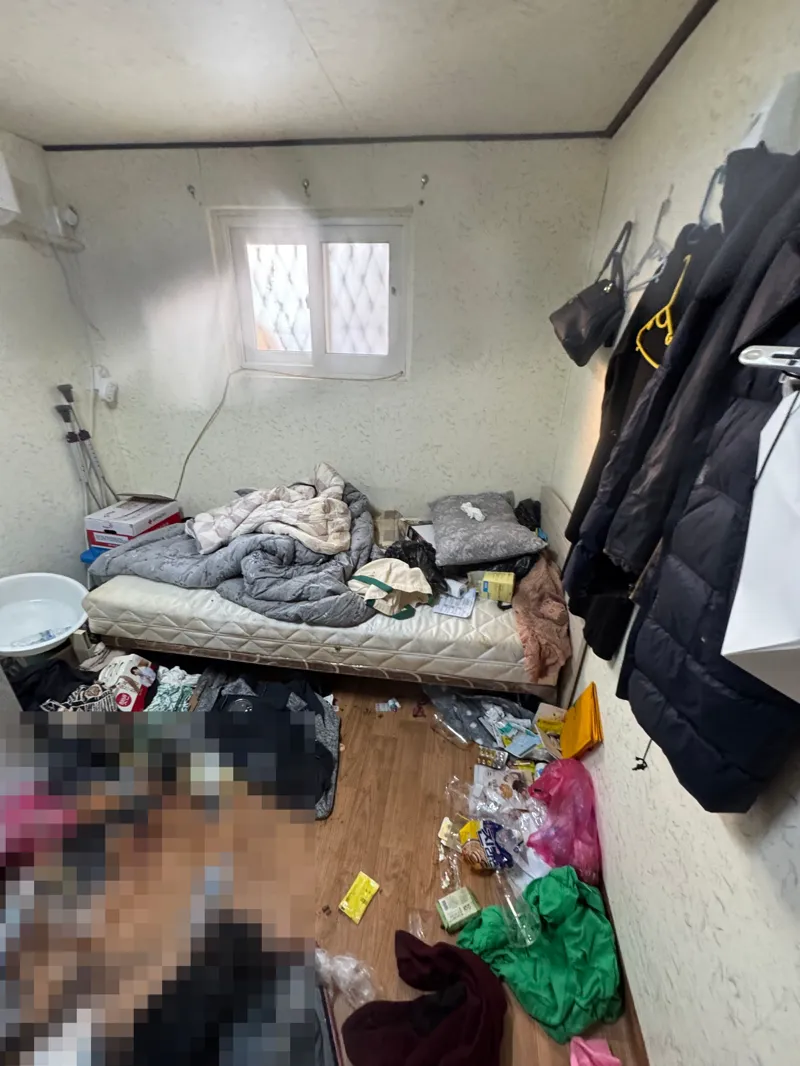 오염 구역 청소 실제 현장 사진 1