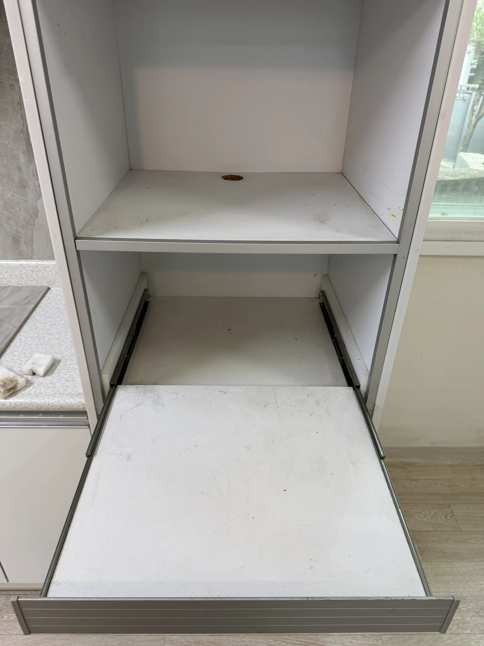 주방과 수납장 실제 현장 사진 1