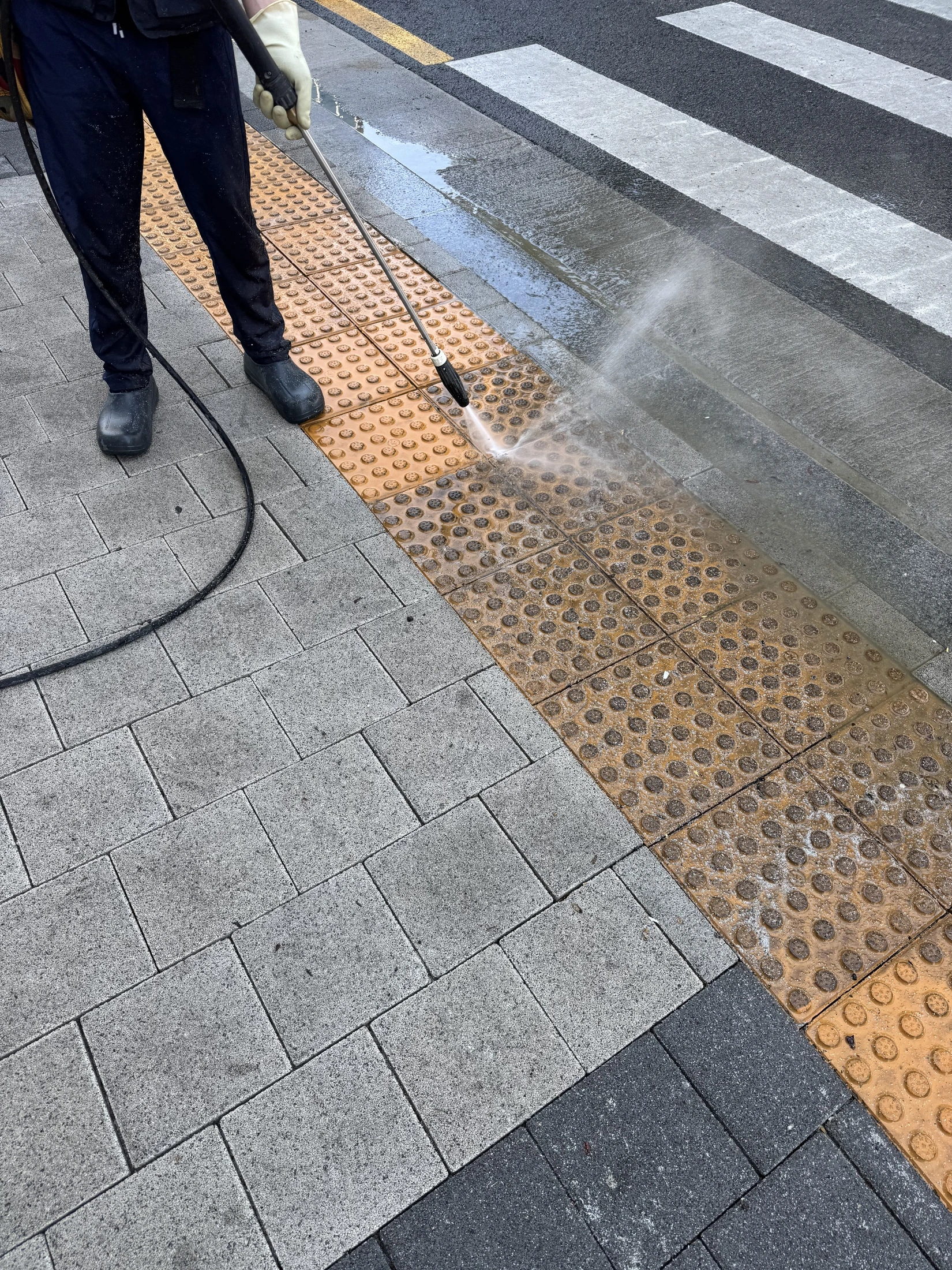 마감 잔여물과 특수 오염 실제 현장 사진 2