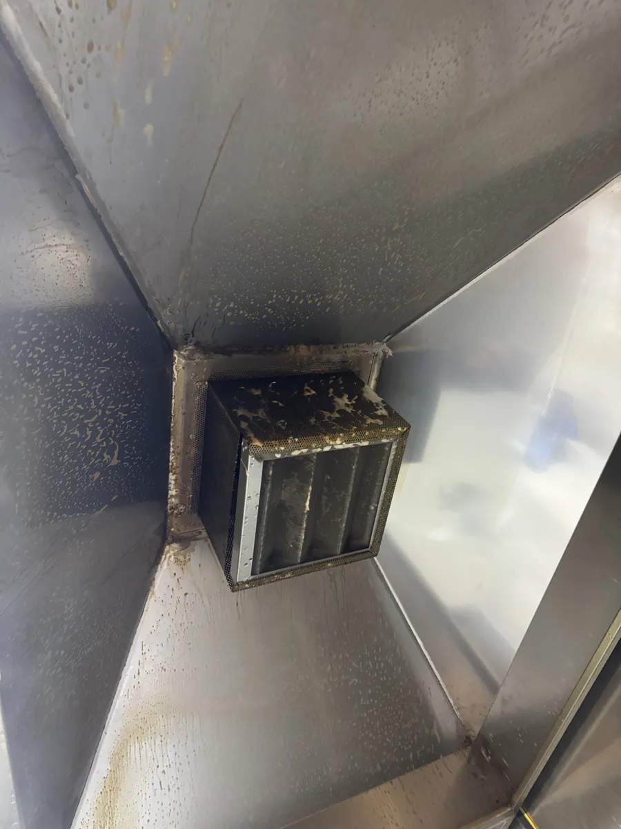 용인 도시락 업체 후드청소 · 작업 전